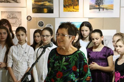 A kiállítást megnyitotta: Radosné Lengyel Anna, a Déli Egyházkerület felügyelője - small